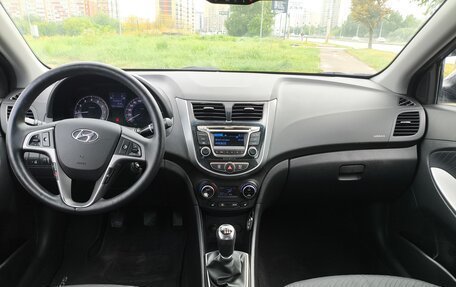 Hyundai Solaris II рестайлинг, 2016 год, 780 000 рублей, 14 фотография