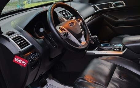 Ford Explorer VI, 2012 год, 1 850 000 рублей, 6 фотография