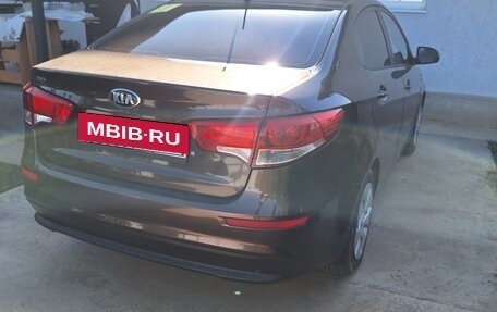 KIA Rio III рестайлинг, 2015 год, 1 100 000 рублей, 3 фотография