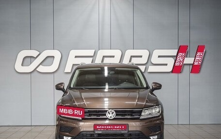 Volkswagen Tiguan II, 2017 год, 2 130 000 рублей, 3 фотография