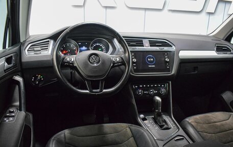 Volkswagen Tiguan II, 2017 год, 2 130 000 рублей, 6 фотография