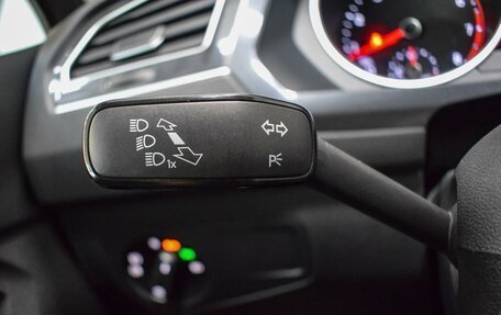 Volkswagen Tiguan II, 2017 год, 2 130 000 рублей, 13 фотография