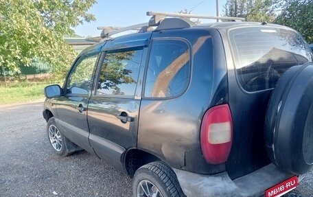 Chevrolet Niva I рестайлинг, 2005 год, 300 000 рублей, 9 фотография