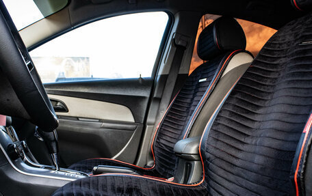 Chevrolet Cruze II, 2010 год, 599 000 рублей, 9 фотография