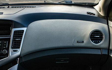 Chevrolet Cruze II, 2010 год, 599 000 рублей, 8 фотография