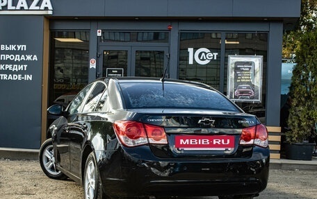 Chevrolet Cruze II, 2010 год, 599 000 рублей, 4 фотография