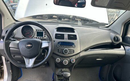 Chevrolet Spark III, 2011 год, 495 000 рублей, 5 фотография