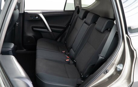 Toyota RAV4, 2017 год, 2 466 050 рублей, 9 фотография