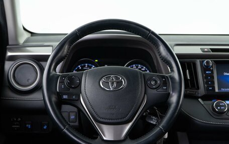 Toyota RAV4, 2017 год, 2 466 050 рублей, 12 фотография