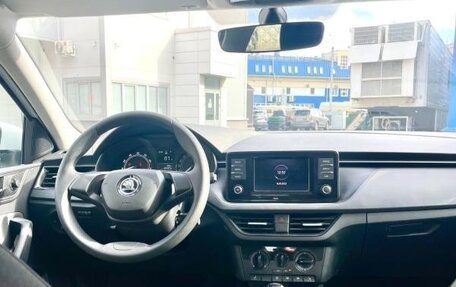 Skoda Rapid II, 2021 год, 1 400 000 рублей, 3 фотография