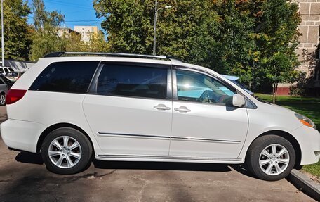 Toyota Sienna II рестайлинг, 2005 год, 1 500 000 рублей, 4 фотография