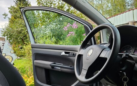 Volkswagen Touran III, 2007 год, 585 000 рублей, 27 фотография
