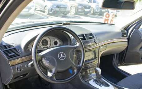 Mercedes-Benz E-Класс, 2004 год, 625 000 рублей, 9 фотография