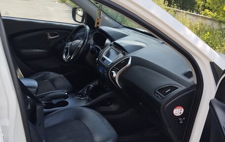 Hyundai ix35 I рестайлинг, 2012 год, 1 180 000 рублей, 9 фотография