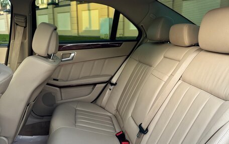 Mercedes-Benz E-Класс, 2012 год, 2 200 000 рублей, 13 фотография