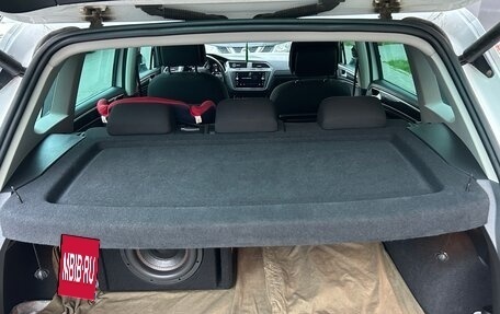 Volkswagen Tiguan II, 2018 год, 2 400 000 рублей, 24 фотография