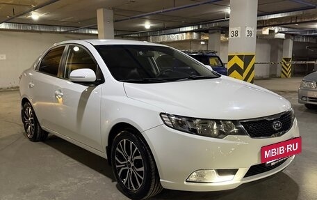 KIA Cerato III, 2013 год, 950 000 рублей, 3 фотография