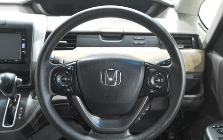 Honda Freed II, 2017 год, 1 639 000 рублей, 18 фотография