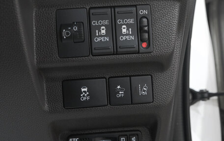 Honda Freed II, 2017 год, 1 639 000 рублей, 22 фотография