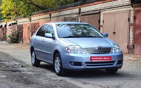 Toyota Corolla, 2004 год, 600 000 рублей, 2 фотография