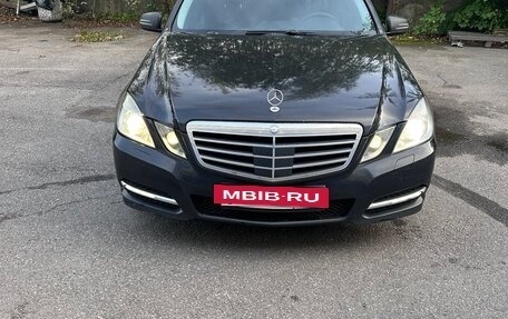 Mercedes-Benz E-Класс, 2010 год, 1 150 000 рублей, 4 фотография