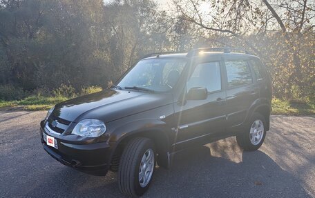 Chevrolet Niva I рестайлинг, 2011 год, 430 000 рублей, 2 фотография