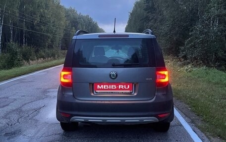 Skoda Yeti I рестайлинг, 2012 год, 700 000 рублей, 2 фотография