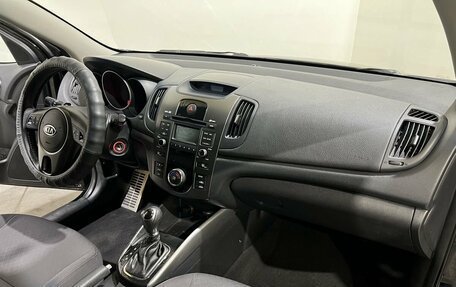 KIA Cerato III, 2011 год, 875 000 рублей, 21 фотография