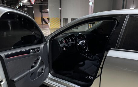Volkswagen Jetta VI, 2018 год, 1 600 000 рублей, 13 фотография