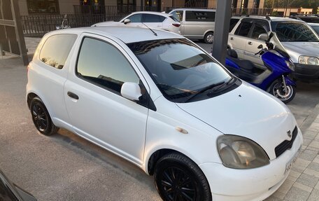 Toyota Vitz, 1999 год, 350 000 рублей, 2 фотография