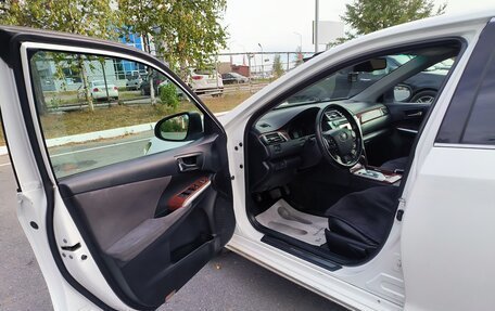 Toyota Camry, 2013 год, 1 420 000 рублей, 8 фотография