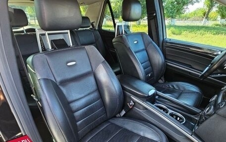 Mercedes-Benz M-Класс AMG, 2011 год, 2 500 000 рублей, 36 фотография