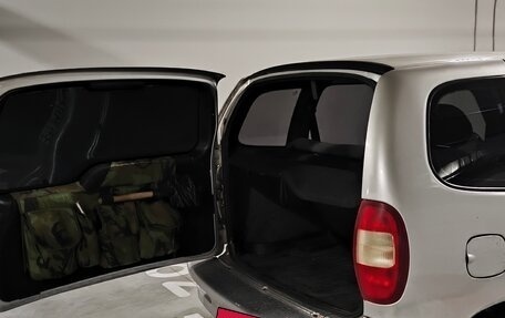 Chevrolet Niva I рестайлинг, 2004 год, 350 000 рублей, 7 фотография