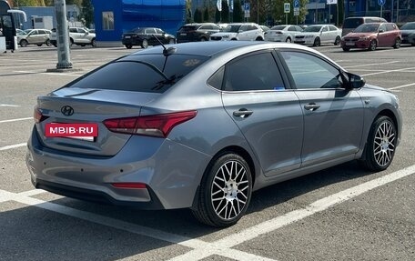 Hyundai Solaris II рестайлинг, 2017 год, 1 120 000 рублей, 5 фотография