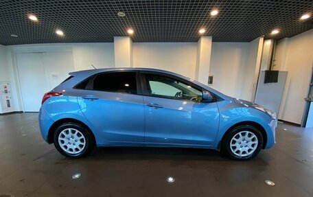 Hyundai i30 II рестайлинг, 2013 год, 800 000 рублей, 2 фотография