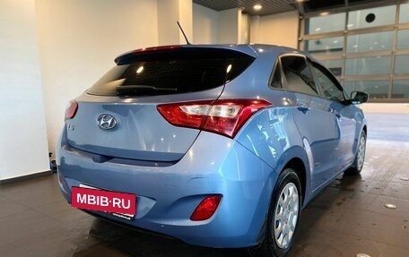 Hyundai i30 II рестайлинг, 2013 год, 800 000 рублей, 3 фотография