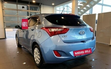 Hyundai i30 II рестайлинг, 2013 год, 800 000 рублей, 5 фотография