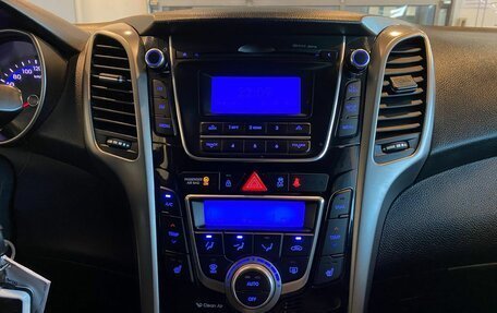 Hyundai i30 II рестайлинг, 2013 год, 800 000 рублей, 13 фотография