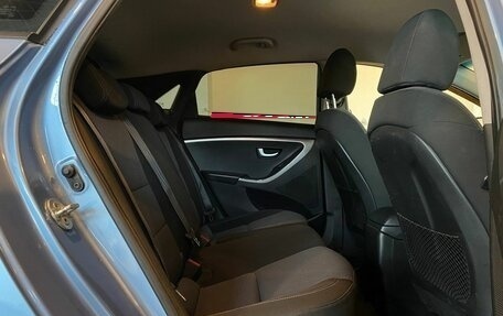 Hyundai i30 II рестайлинг, 2013 год, 800 000 рублей, 17 фотография