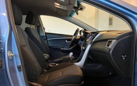 Hyundai i30 II рестайлинг, 2013 год, 800 000 рублей, 29 фотография