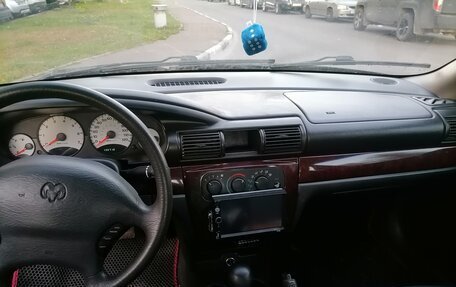 Dodge Stratus II, 2002 год, 130 000 рублей, 6 фотография