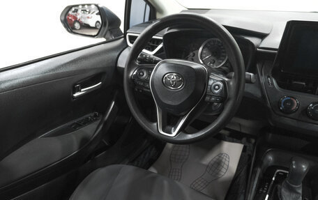 Toyota Corolla, 2020 год, 1 999 000 рублей, 10 фотография