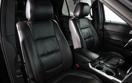 Ford Explorer VI, 2013 год, 1 849 000 рублей, 23 фотография