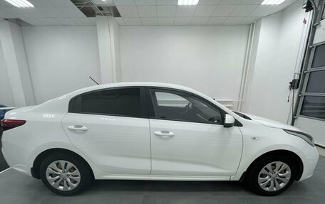 KIA Rio IV, 2017 год, 1 290 000 рублей, 4 фотография