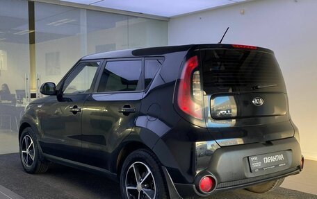 KIA Soul II рестайлинг, 2015 год, 1 149 000 рублей, 8 фотография