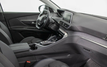 Peugeot 3008 II, 2018 год, 1 570 000 рублей, 9 фотография