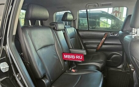 Toyota Highlander III, 2011 год, 2 485 000 рублей, 21 фотография