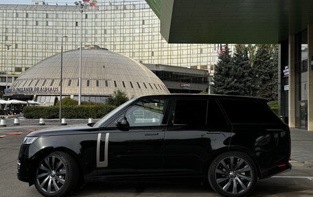 Land Rover Range Rover IV рестайлинг, 2022 год, 15 800 000 рублей, 3 фотография