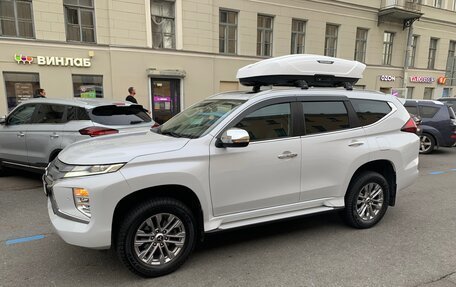 Mitsubishi Pajero Sport III рестайлинг, 2020 год, 3 700 000 рублей, 5 фотография