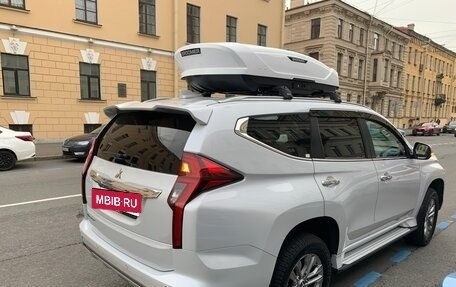 Mitsubishi Pajero Sport III рестайлинг, 2020 год, 3 700 000 рублей, 3 фотография